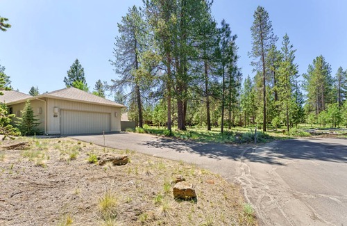 Deer Park House | 201 m² House ∙ 3 bedrooms ∙ 8 guests