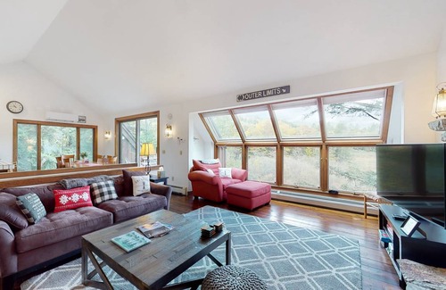Plymouth House | 204 m² House ∙ 3 bedrooms ∙ 6 guests