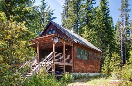 Government Camp Cabin | 209 m² Cabin ∙ 3 bedrooms ∙ 8 guests