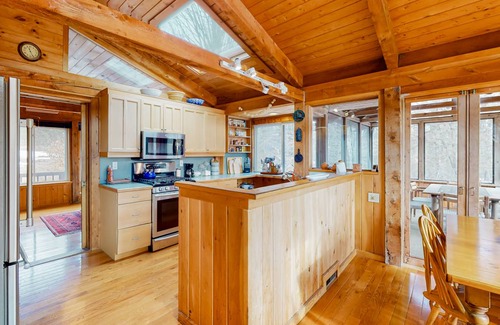 Williamsville House | 210 m² House ∙ 3 bedrooms ∙ 6 guests