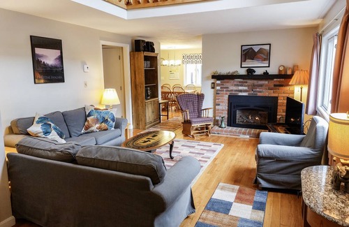 North Woodstock House | 213 m² House ∙ 4 bedrooms ∙ 8 guests