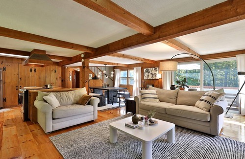 East Haven  Rutland County House | 214 m² House ∙ 4 bedrooms ∙ 8 guests