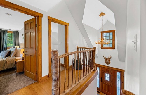 Pittsfield House | 217 m² House ∙ 4 bedrooms ∙ 8 guests