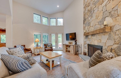 East Burke Apartment | 232 m² Apartment ∙ 5 bedrooms ∙ 12 guests
