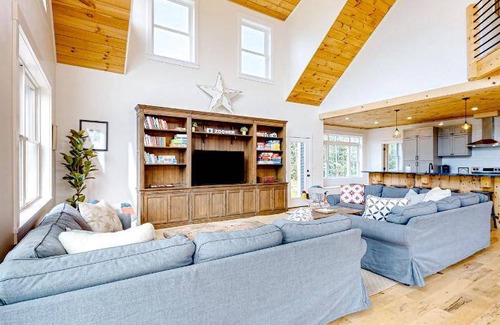 Whitefield House | 232 m² House ∙ 4 bedrooms ∙ 8 guests