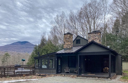 Manchester Center House | 242 m² House ∙ 3 bedrooms ∙ 6 guests