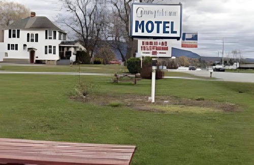 Middlebury Hotel | 25 m² Motel ∙ 4 guests