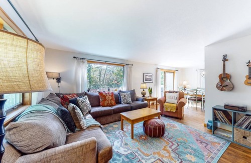 Pittsfield House | 260 m² House ∙ 3 bedrooms ∙ 10 guests