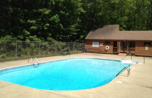 Intervale House | 31 Fox Run
