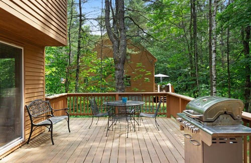 Intervale House | 31 Fox Run