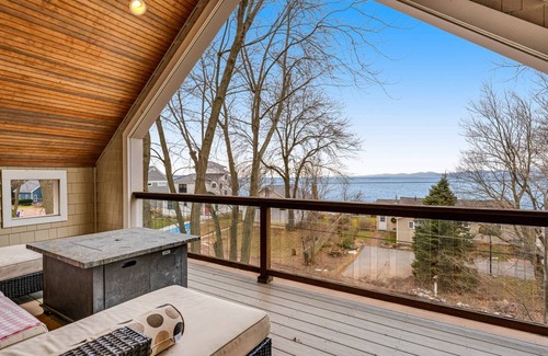 Malletts Bay House | 311 m² House ∙ 3 bedrooms ∙ 8 guests