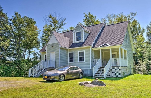 West Dover House | 312 m² House ∙ 5 bedrooms ∙ 13 guests