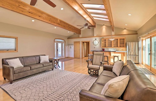 Romulus House | 319 m² House ∙ 4 bedrooms ∙ 10 guests