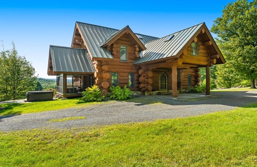 Hartland Four Corners House | 320 m² House ∙ 4 bedrooms ∙ 8 guests