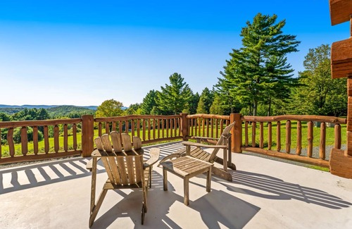 Hartland Four Corners House | 320 m² House ∙ 4 bedrooms ∙ 8 guests