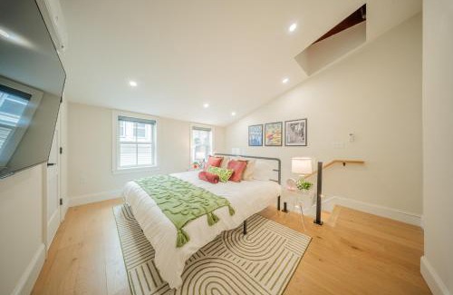 North End House | 3BR3Bth Entire House Steps to Downtown & TD Garden