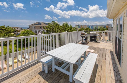 Sandbridge House | 402 m² House ∙ 9 bedrooms ∙ 20 guests