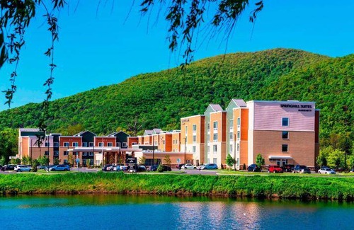 Fishkill Hotel | 41 m² Hotel ∙ 127 guests