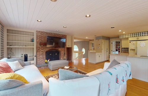 Woodstock House | 483 m² House ∙ 5 bedrooms ∙ 12 guests