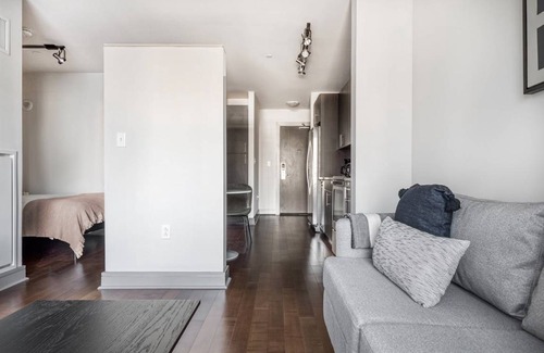 Seaport District Apartment | 52 m² Apartment ∙ 1 bedroom ∙ 2 guests