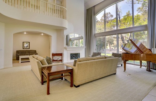 Winchester House | 536 m² House ∙ 5 bedrooms ∙ 10 guests