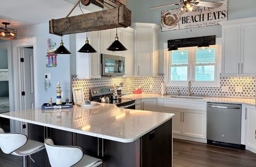 Oak Island House | 5BR/2BA Home - Renovated, Oceanfront, Breathtaking Views, Sleeps12
