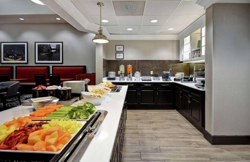 Edgewater Hotel | 60 m² Hotel ∙ 127 guests