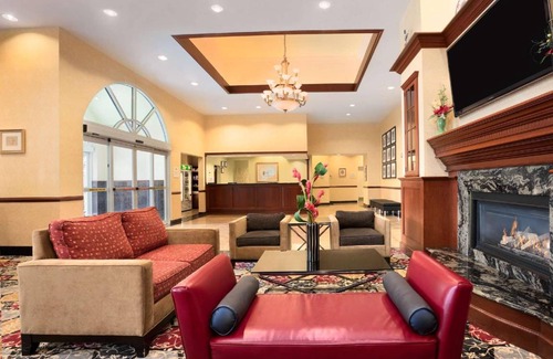 Edgewater Hotel | 60 m² Hotel ∙ 127 guests