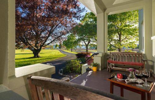 Town of Varick Bed & Breakfast | 65 m² Bed and breakfast ∙ 3 guests
