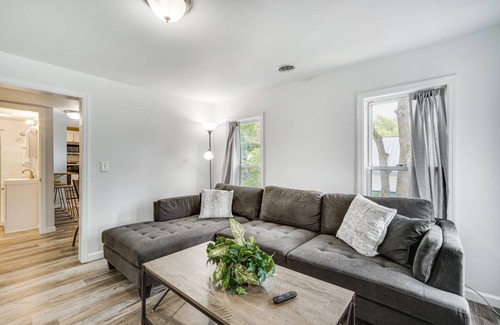 Glens Falls House | 69 m² House ∙ 2 bedrooms ∙ 4 guests