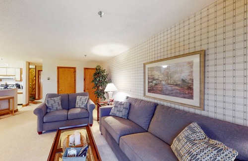Stratton Mountain Condo | 76 m² Condo ∙ 1 bedroom ∙ 4 guests