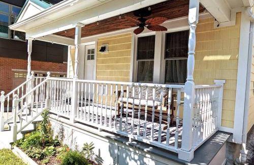 Downtown Buffalo House | 81 m² House ∙ 2 bedrooms ∙ 4 guests