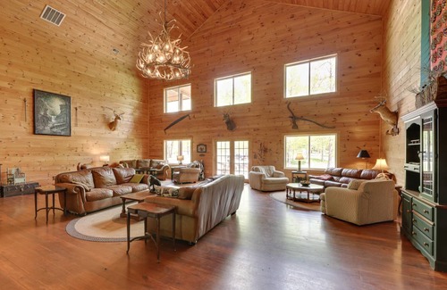 Fraziers Bottom House | 836 m² House ∙ 14 bedrooms ∙ 37 guests