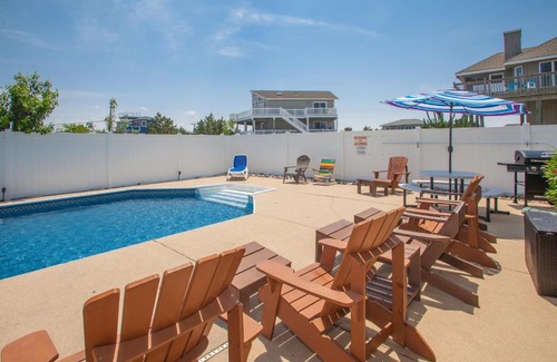 Sandbridge House | A Sea-cret Paradise