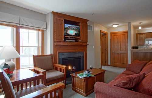 Snowshoe Condo | Allegheny Springs 201 : 2 Bedroom, 2 Full Bath: Slope Side; Gas Fireplace