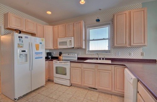 North Topsail Beach House | "Almost Heaven North" - OCEANFRONT 4 Bedroom Duplex