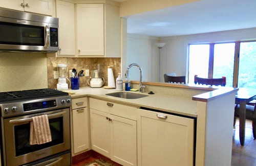 Gilford House | Antique charm, modern amenities, lake and mountain views