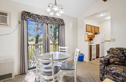 West Bridgewater Apartment | Apartment ∙ 1 bedroom ∙ 4 guests