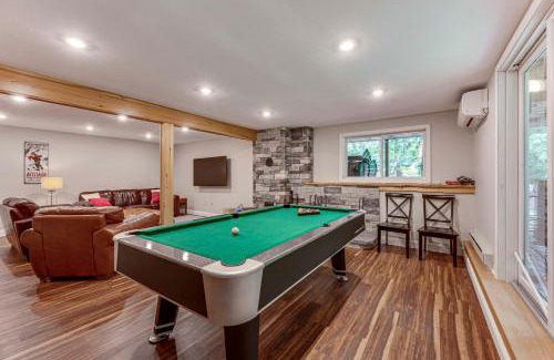Bartlett House | Bartlett Vacation Rental with Wraparound Deck!
