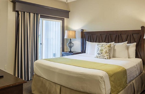 Lackey Resort | Beat Memorial Weekend Rush at Busch Gardens Williamsburg!