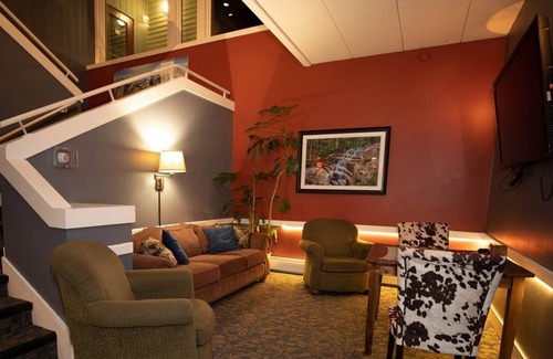 Lincoln Apartment | Beautiful 1 bedroom unit at resort, sleeps 4
