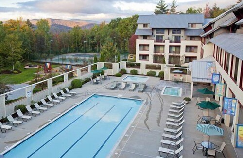 Lincoln Apartment | Beautiful 1 bedroom unit at resort, sleeps 4