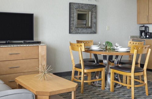 Atlantic City Apartment | Beautiful 2 bedroom unit at resort, sleeps 6