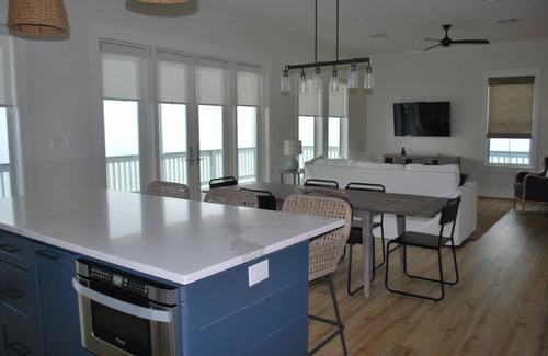 Galveston House | Beautiful home located directly on Galveston West Bay in Pointe West Community.