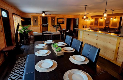 Lake George House | Beautiful Home with Lake Views 4/2 - Resort Access for Fee