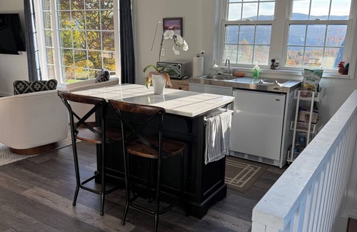 Weston Apartment | Beautiful new studio with amazing views - peaceful but close to everything!