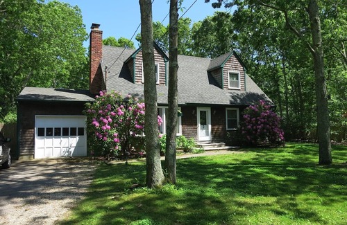 Springs House | Beautiful Private 4 BR, Heated Pool. Close to Everything!