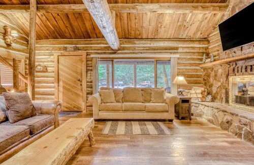 Mount Hood Village House | Best Log Cabin