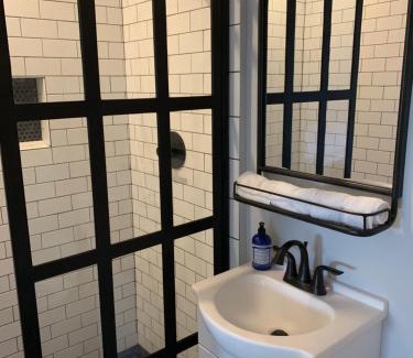 East Bayside Hostel | Black Elephant Hostel