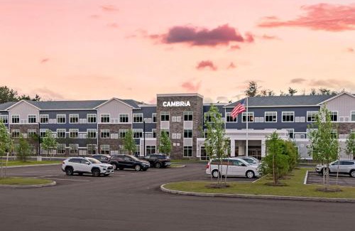 North Conway Hotel | Cambria Hotel North Conway